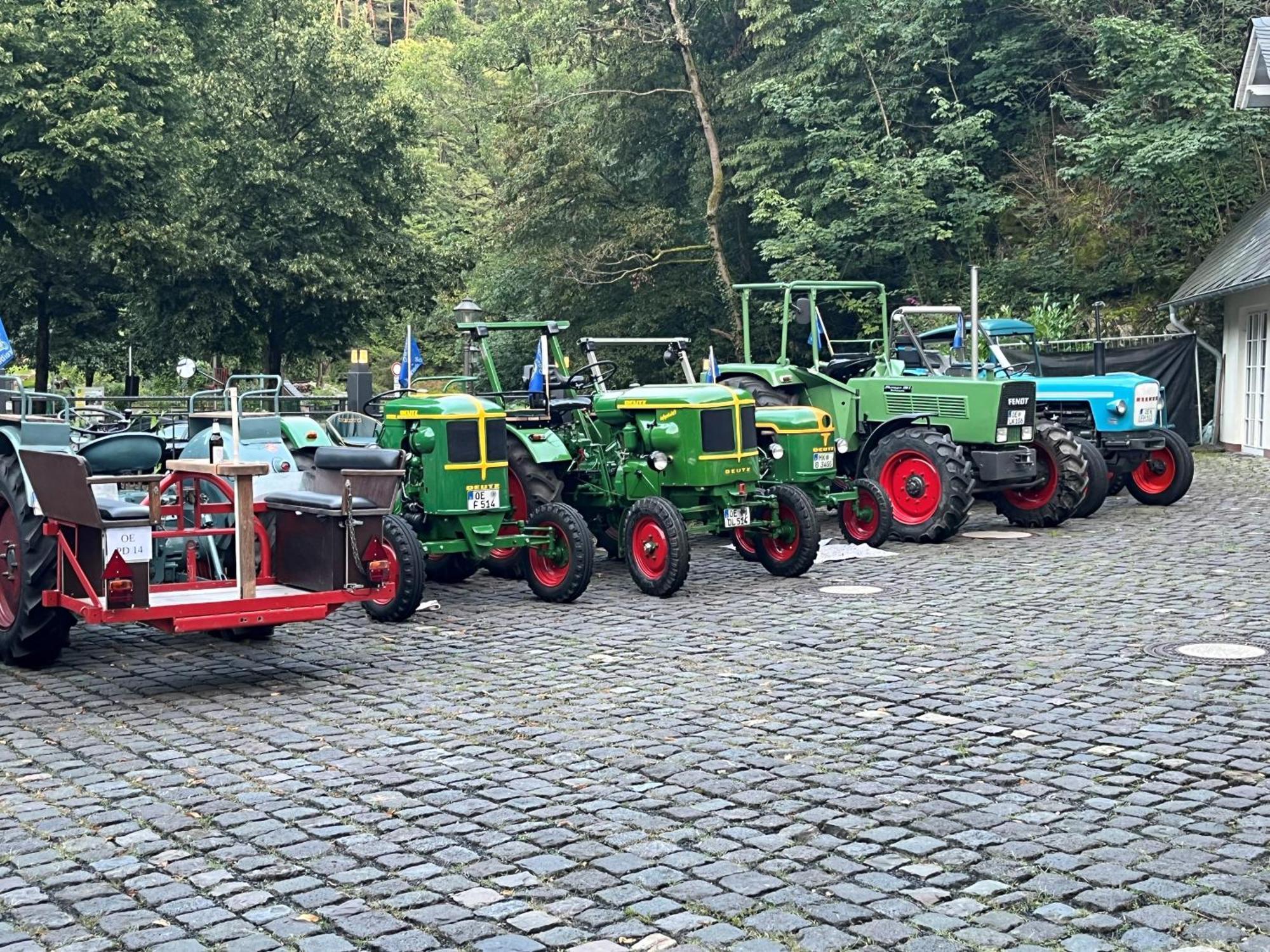 Landgasthof Zur Burg Grenzau Höhr-Grenzhausen Exterior foto